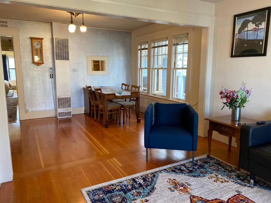 Historic Downtown Riverview Flat, No 3 Astoria Exterior photo